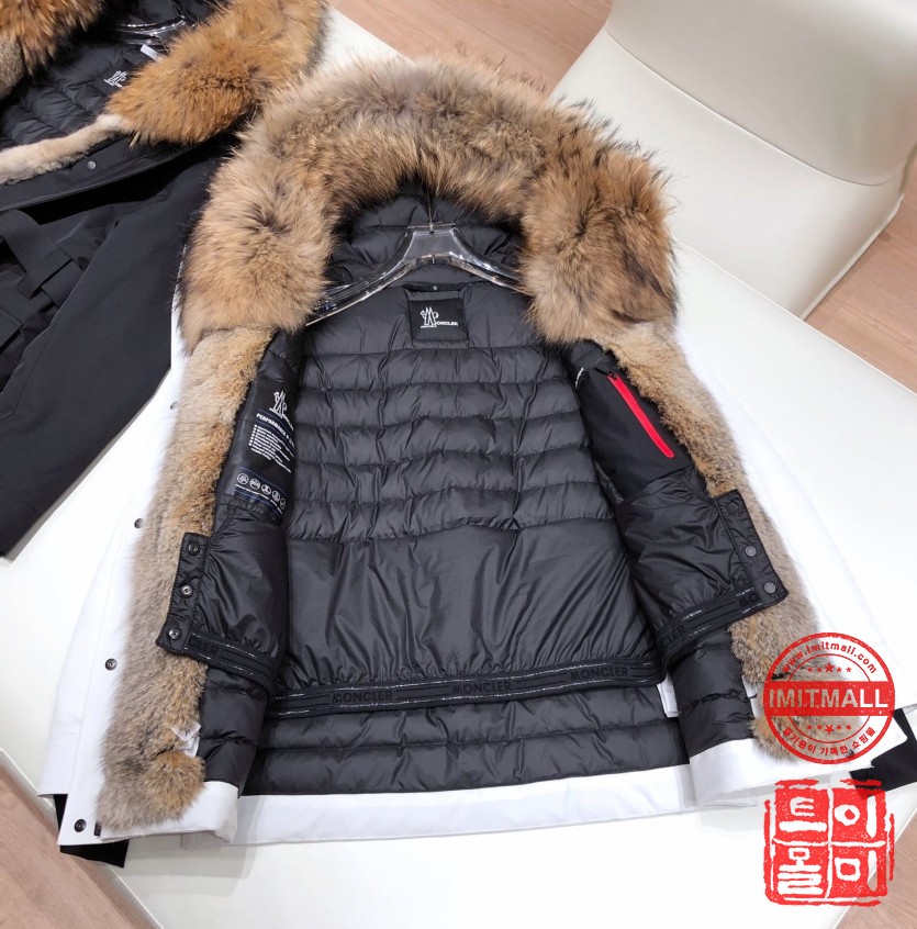 moncler_xxxxx_big_00003.jpg