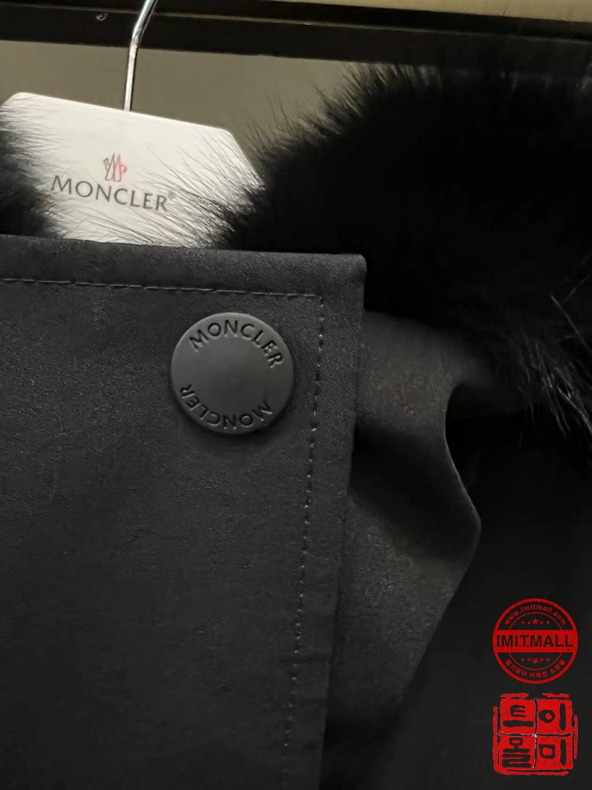 moncler_xxxxx_big_00007.jpg