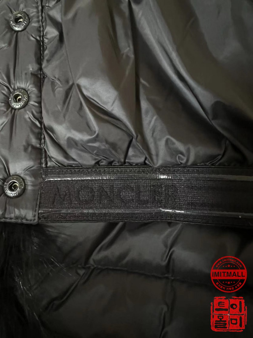 moncler_xxxxx_big_00012.jpg