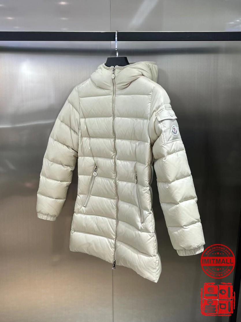 moncler_xxxxx_big_00004.jpg