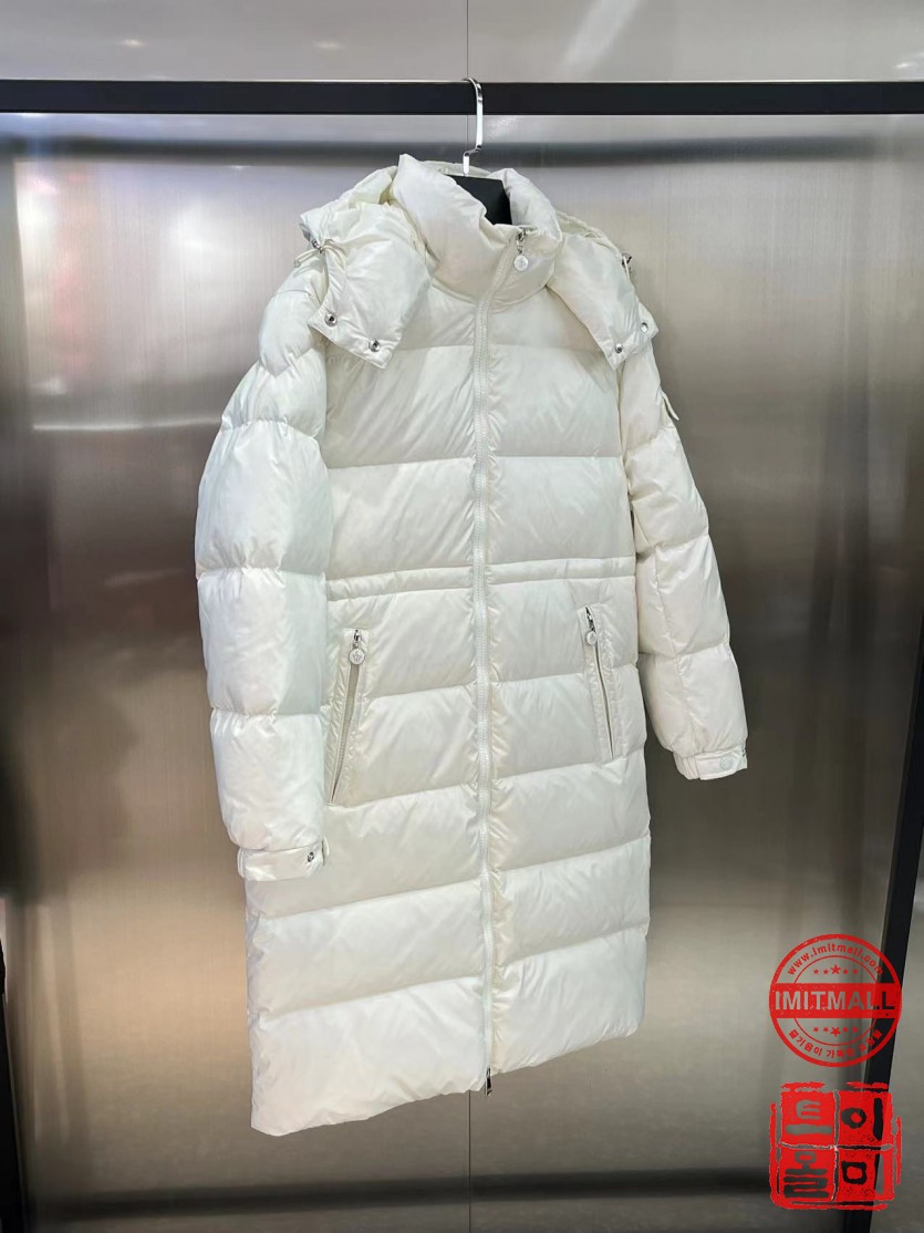 moncler_xxxxx_big_00002.jpg