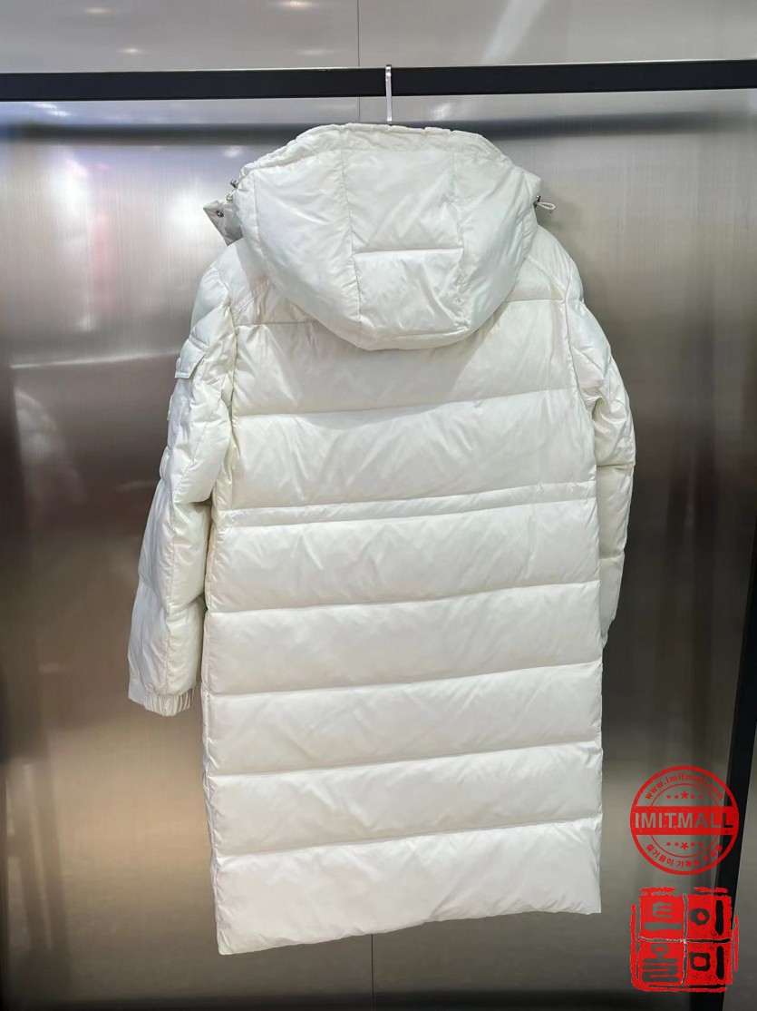 moncler_xxxxx_big_00004.jpg