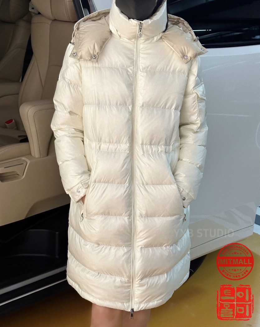 moncler_xxxxx_big_00023.jpg