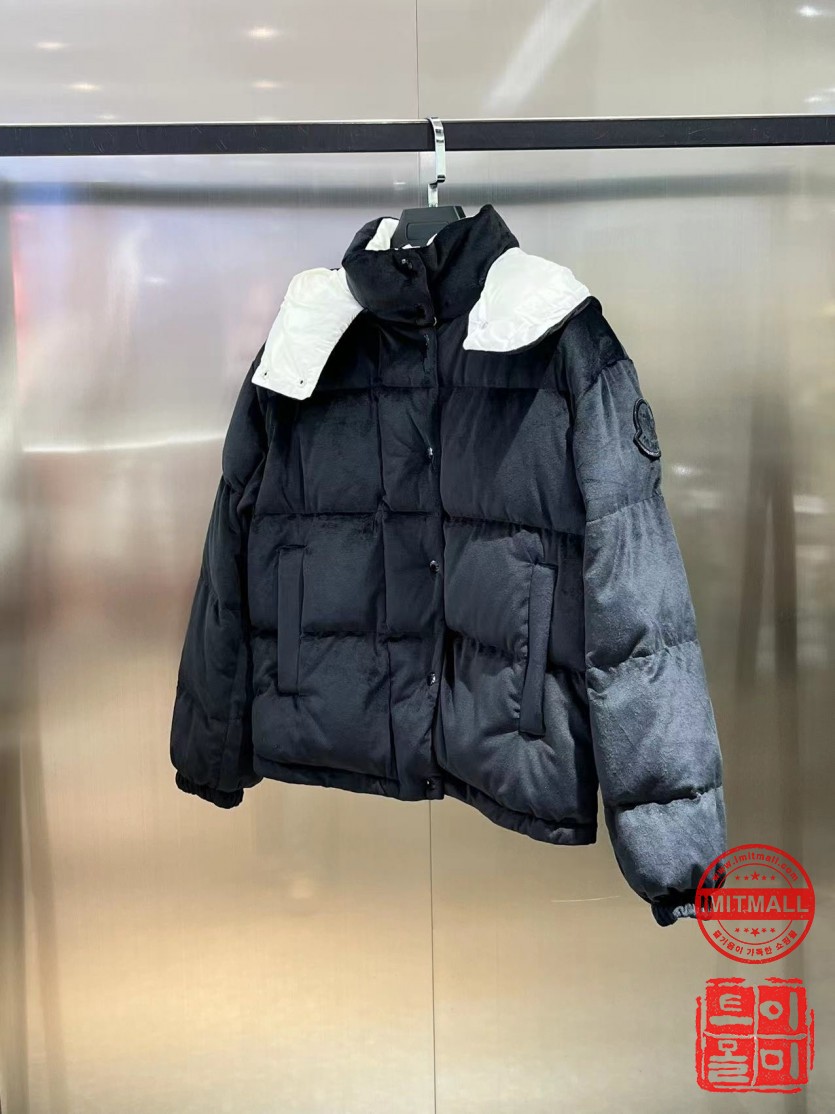 moncler_xxxxx_big_00002.jpg