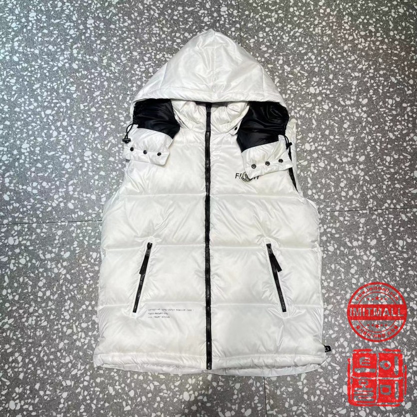 moncler_xxxxx_big_00005.jpg