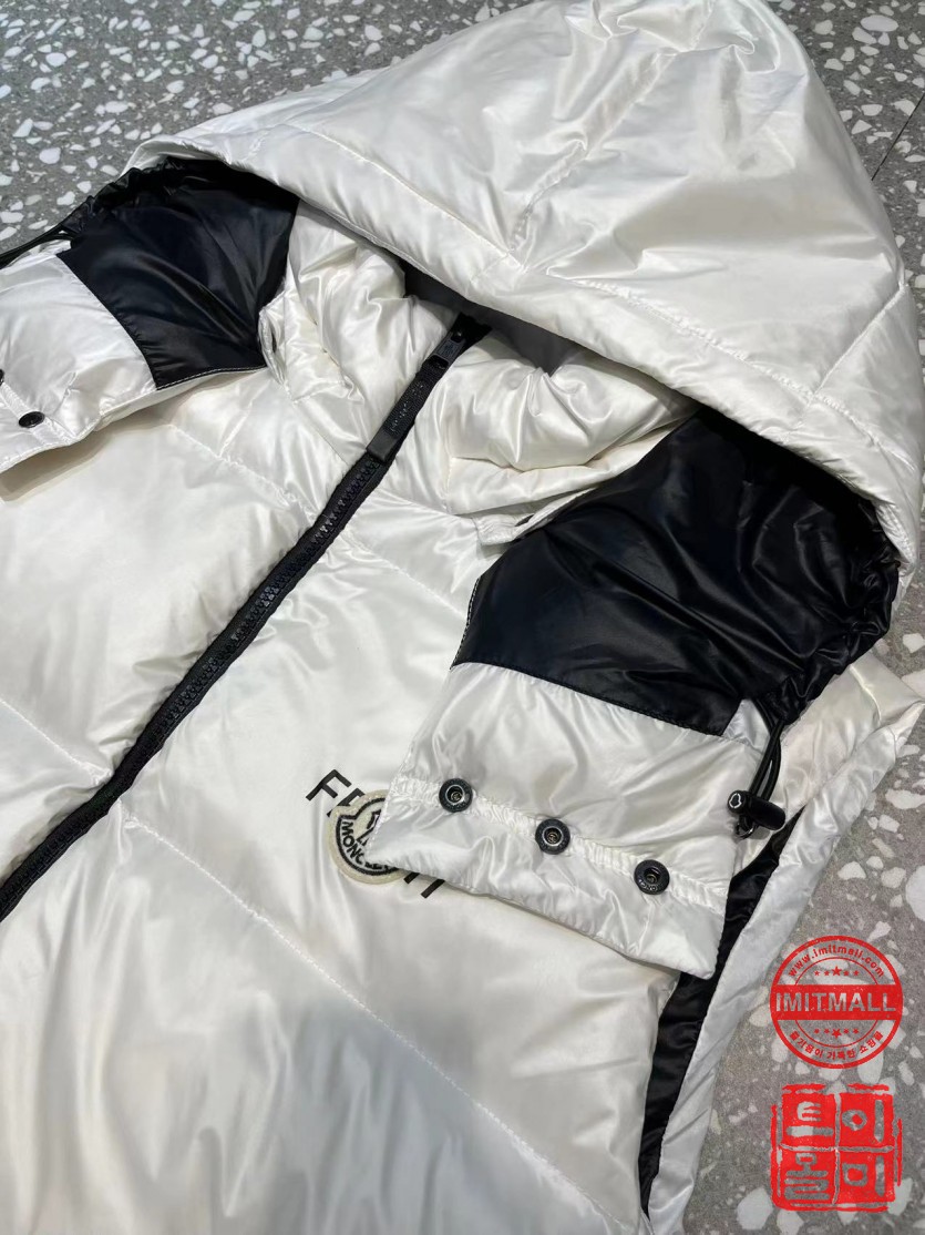 moncler_xxxxx_big_00008.jpg