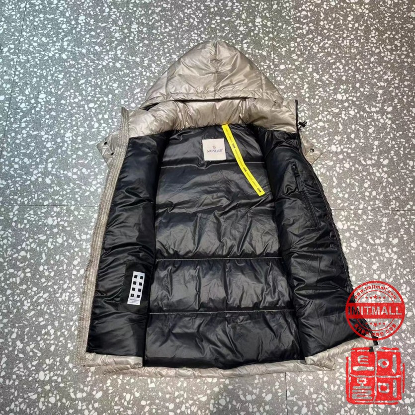 moncler_xxxxx_big_00008.jpg