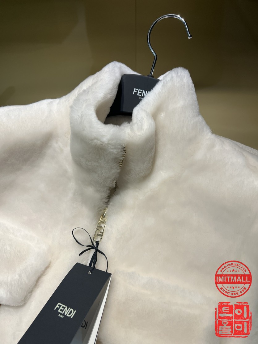 fendi_xxxxx_big_00006.jpg