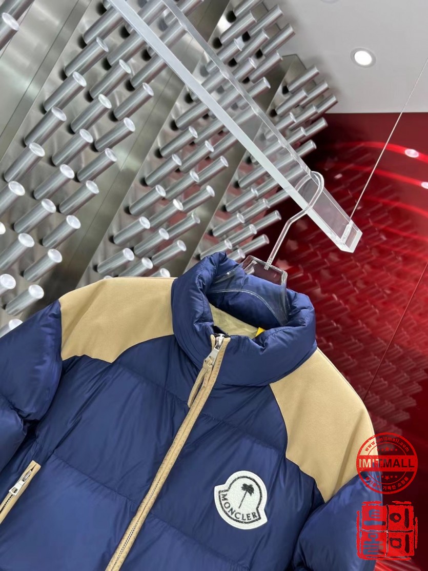 moncler_xxxxx_big_00002.jpg