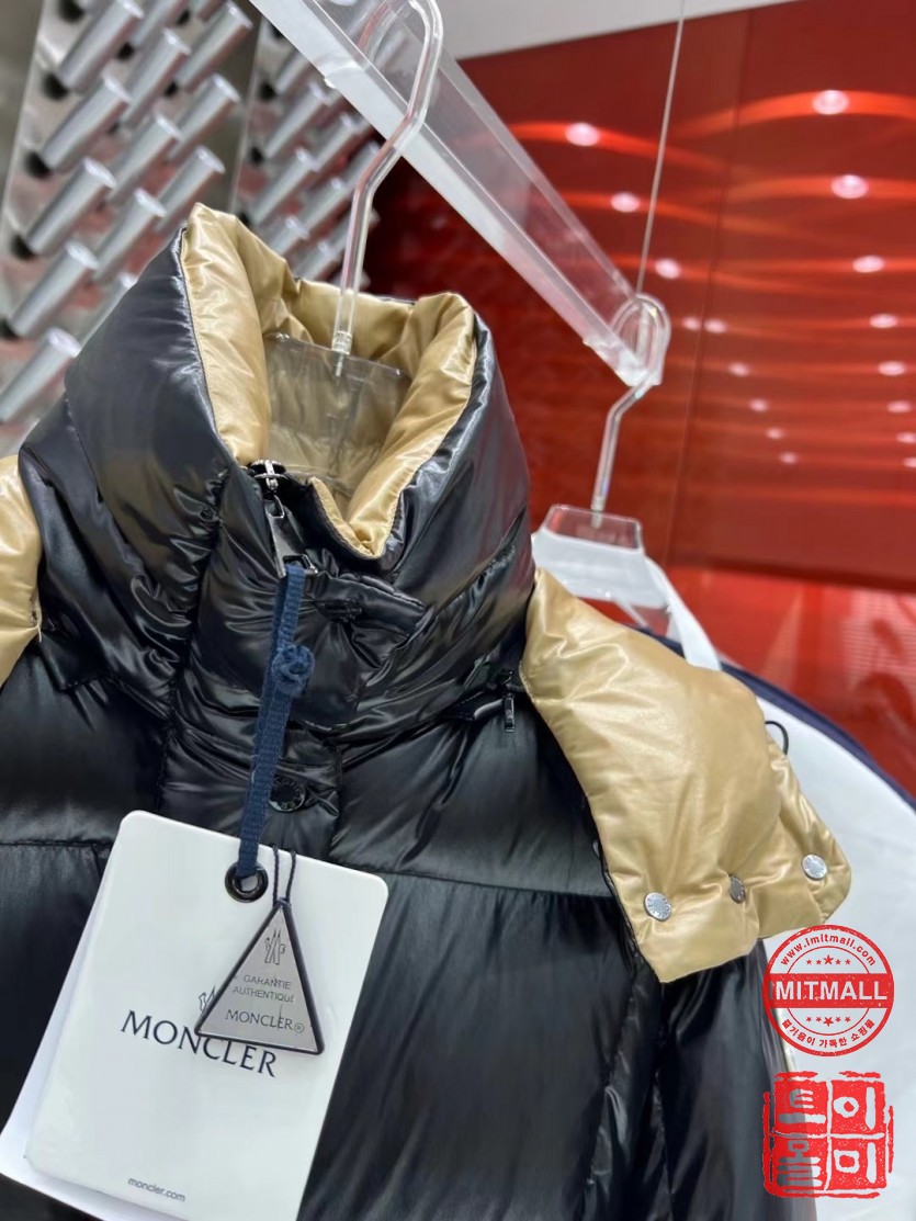 moncler_xxxxx_big_00003.jpg