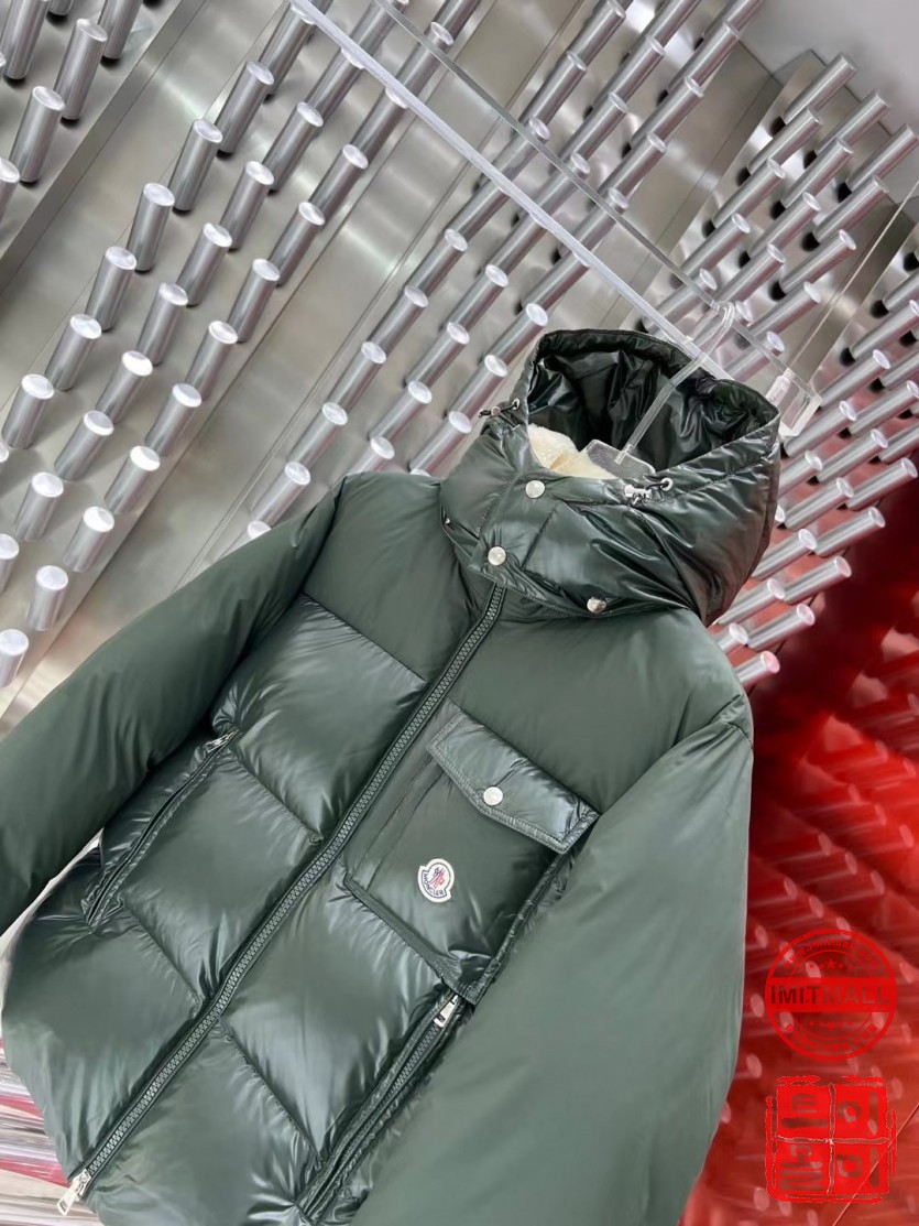 moncler_xxxxx_big_00003.jpg