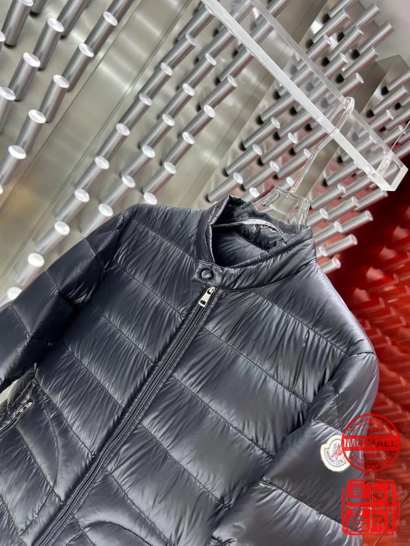 moncler_xxxxx_big_00006.jpg