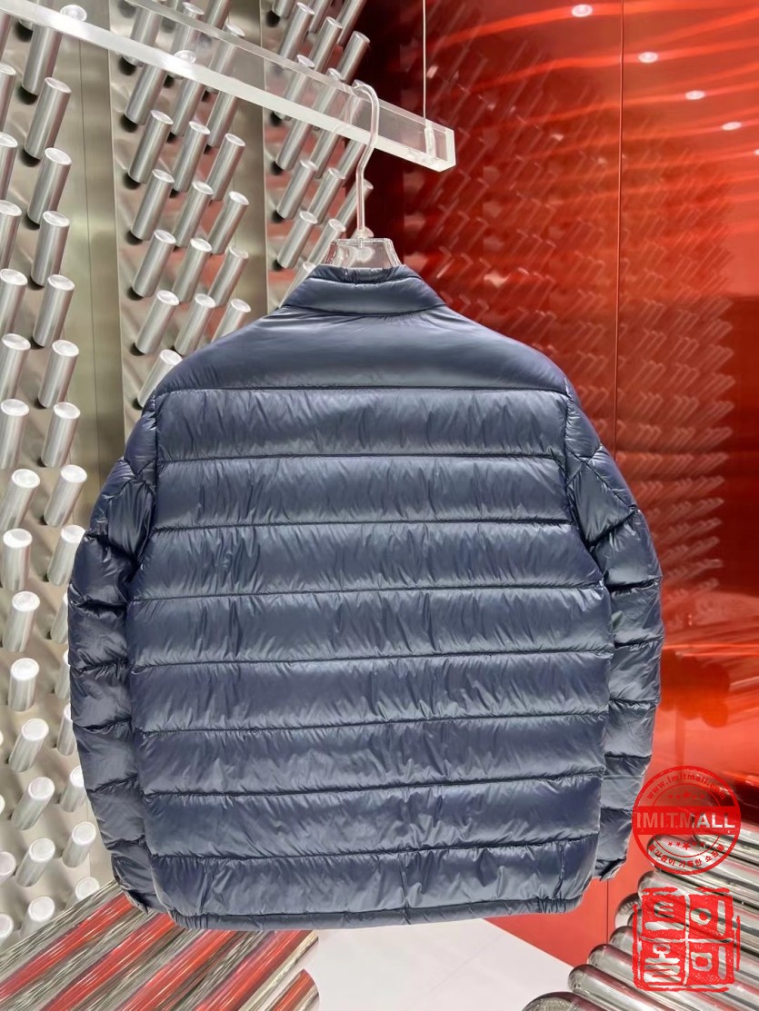 moncler_xxxxx_big_00009.jpg