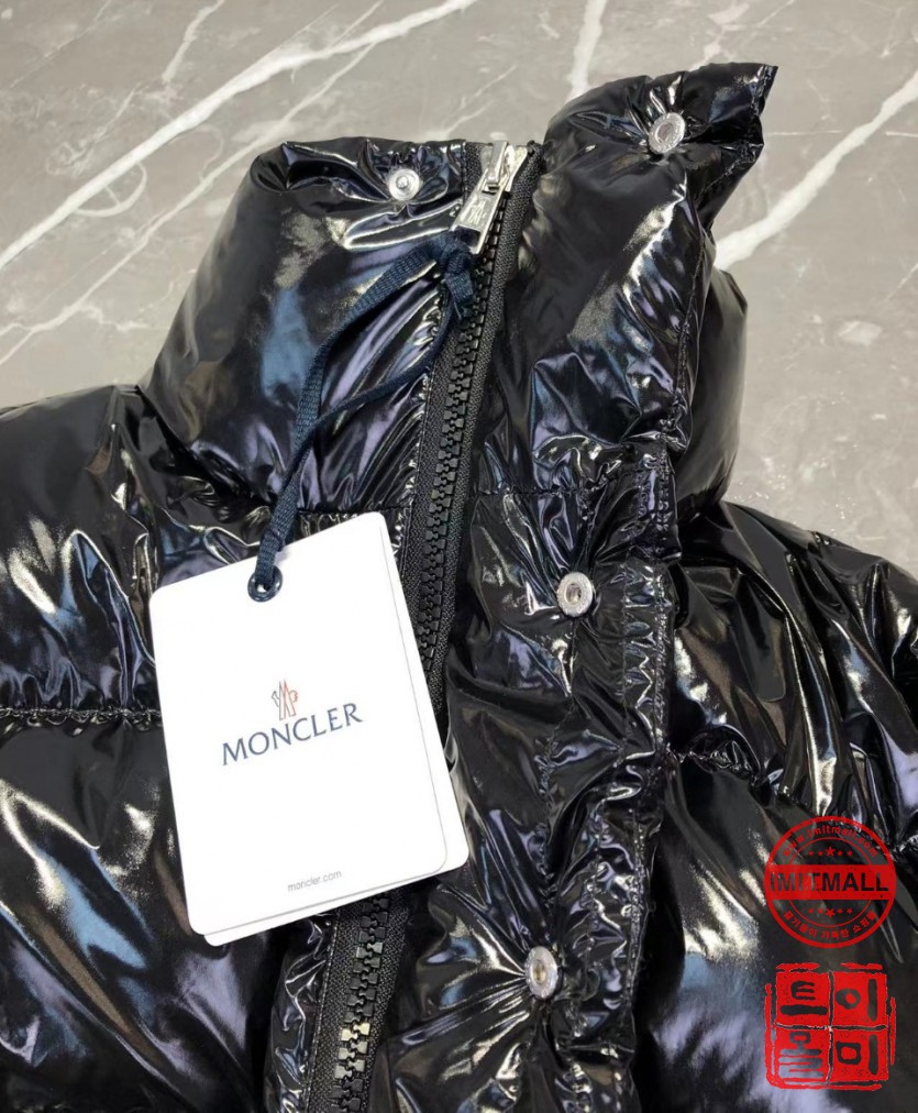 moncler_xxxxx_big_00005.jpg