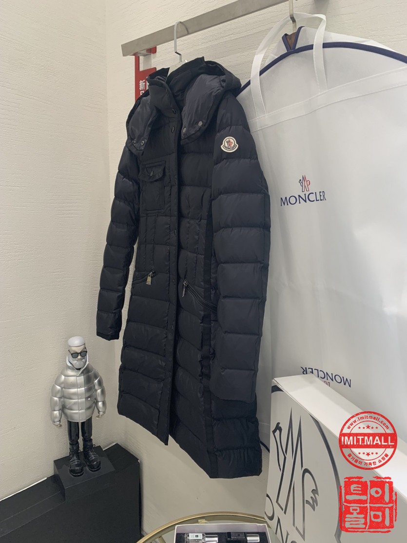 moncler_xxxxx_big_00002.jpg