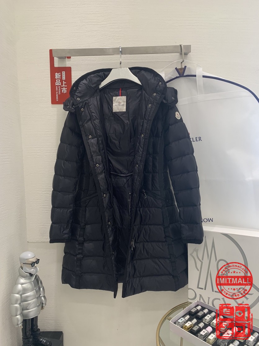 moncler_xxxxx_big_00008.jpg