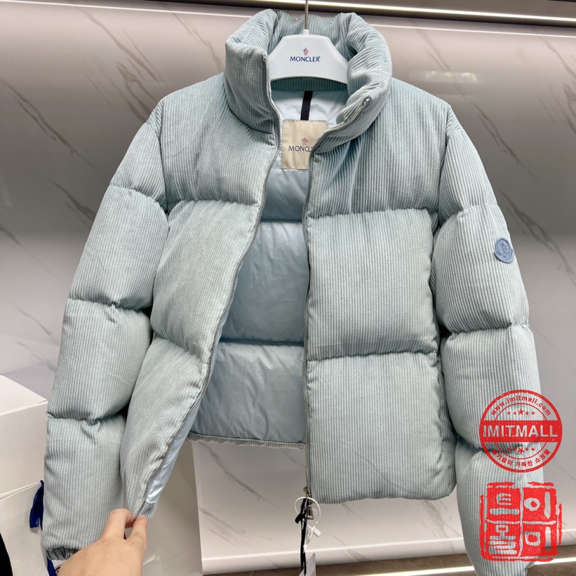 moncler_xxxxx_big_00003.jpg