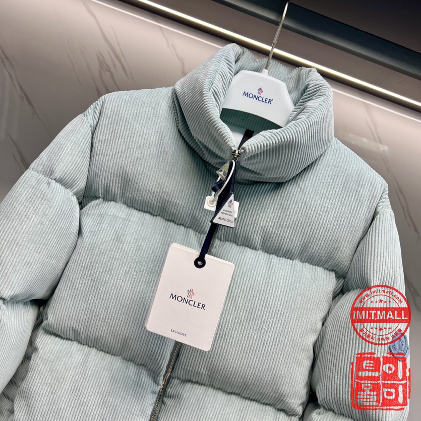 moncler_xxxxx_big_00004.jpg