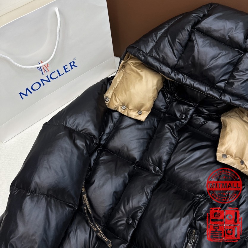 moncler_xxxxx_big_00003.jpg