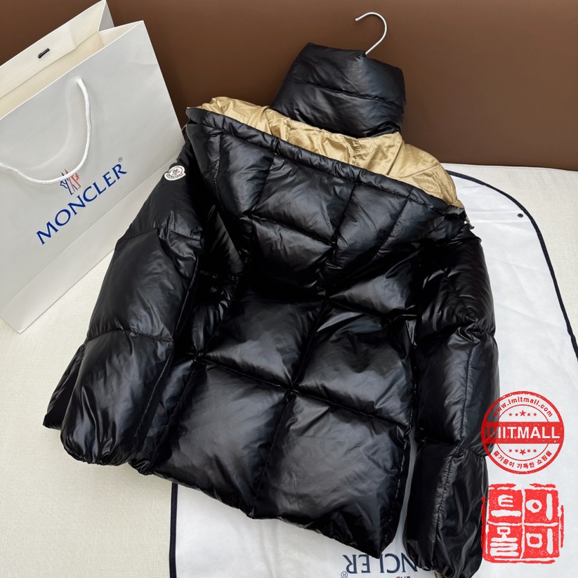 moncler_xxxxx_big_00004.jpg