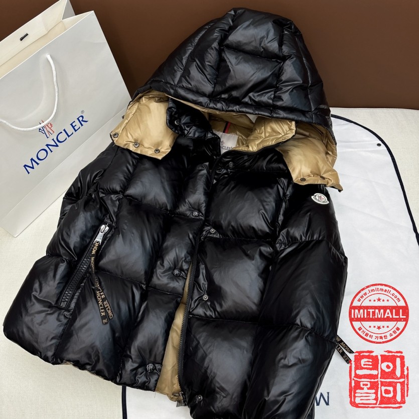 moncler_xxxxx_big_00007.jpg