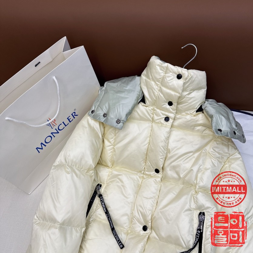 moncler_xxxxx_big_00003.jpg