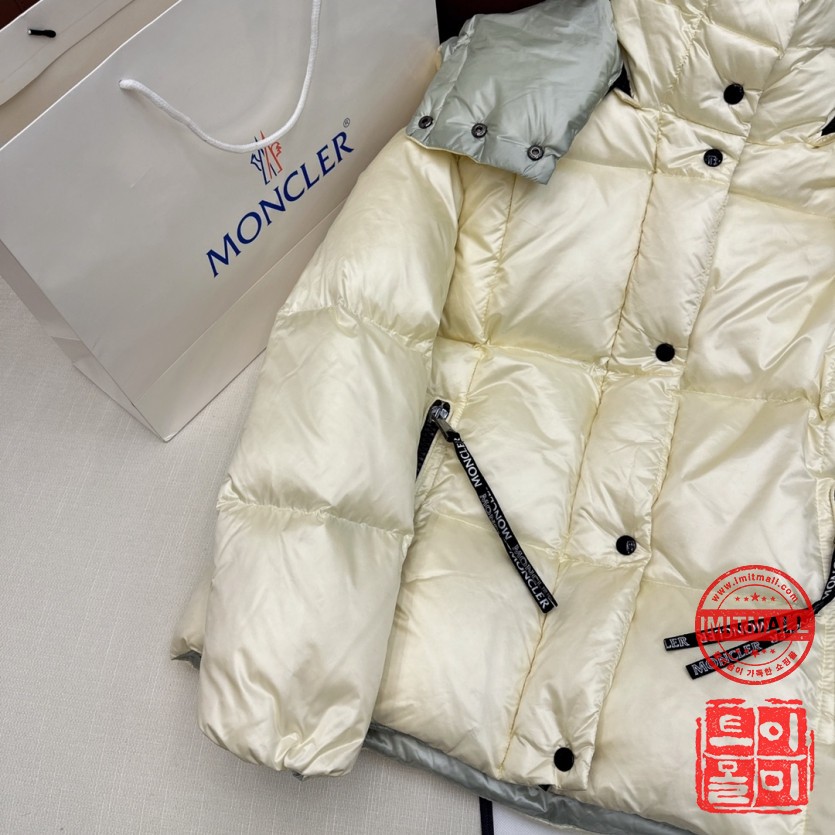 moncler_xxxxx_big_00004.jpg