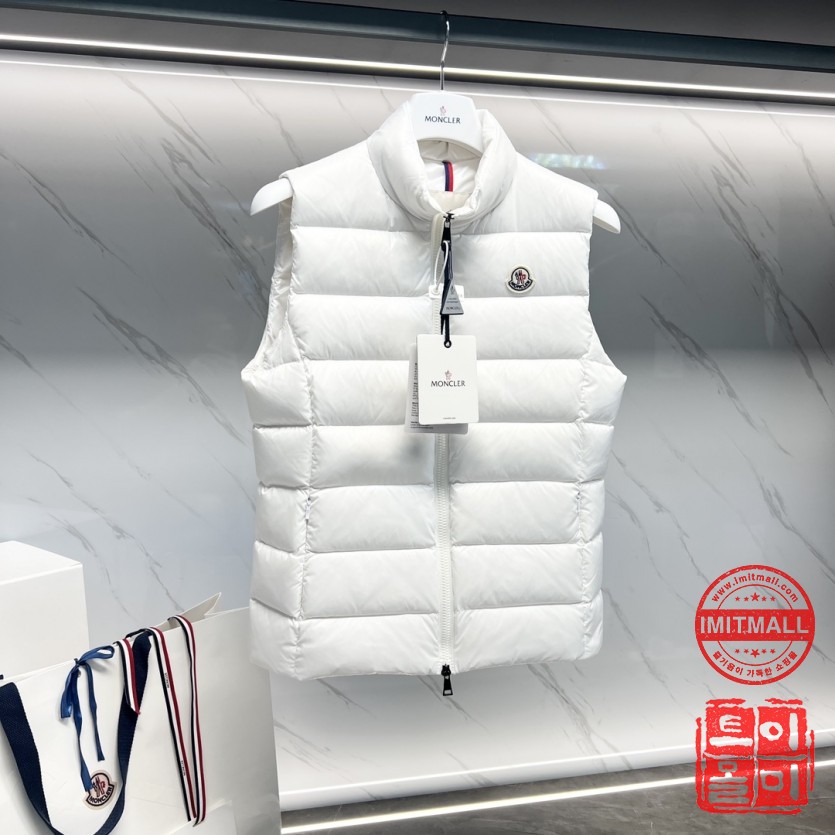 moncler_xxxxx_big_00003.jpg