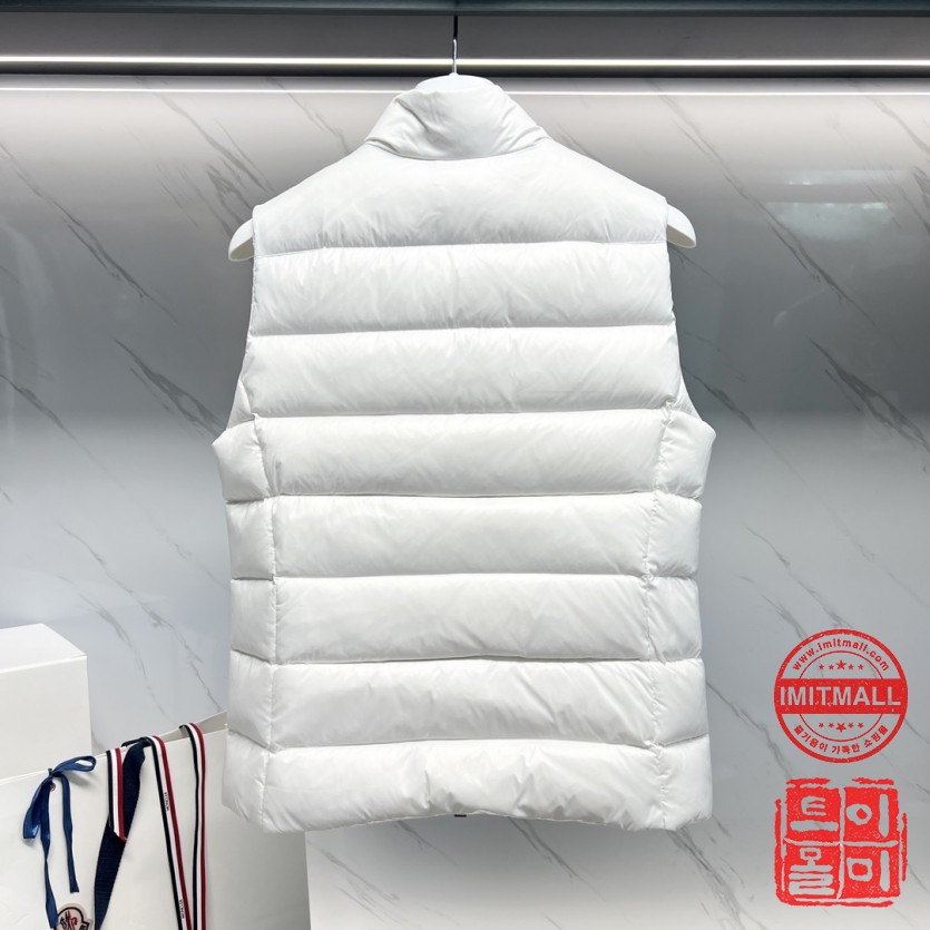 moncler_xxxxx_big_00009.jpg