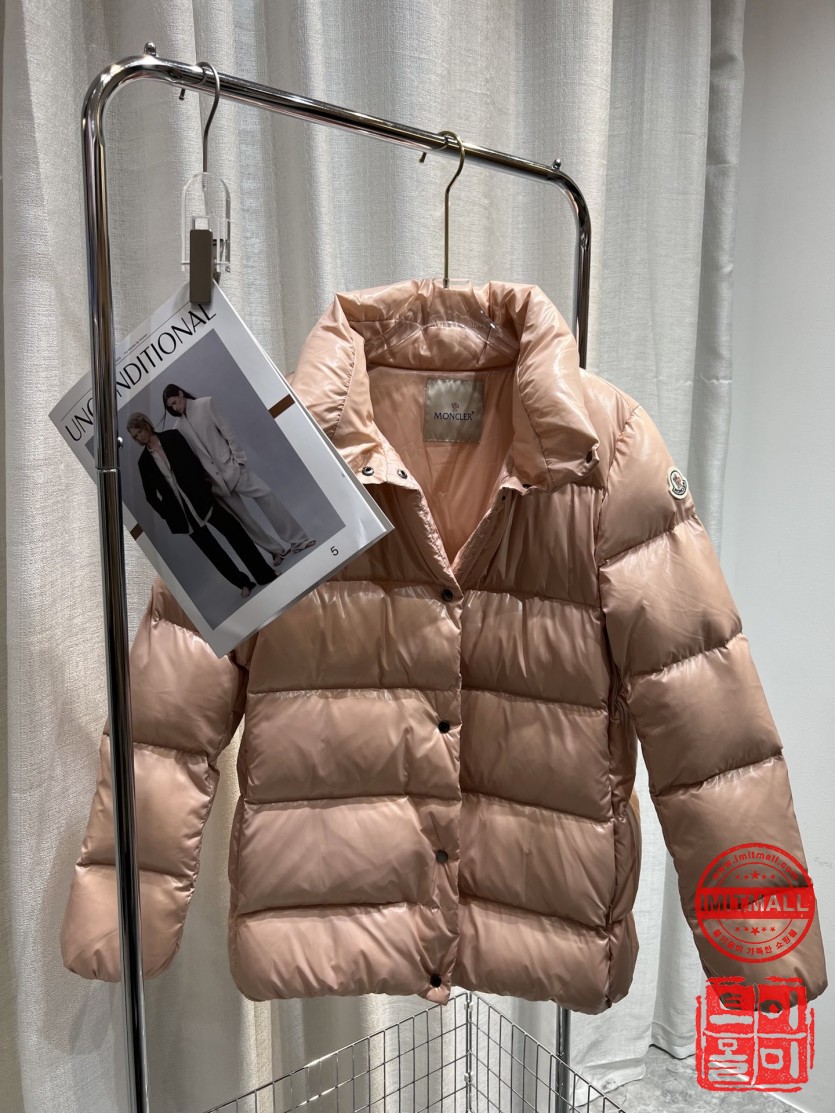 moncler_xxxxx_big_00005.jpg