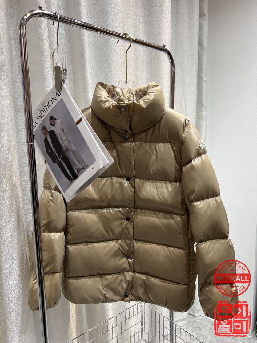 moncler_xxxxx_big_00001.jpg