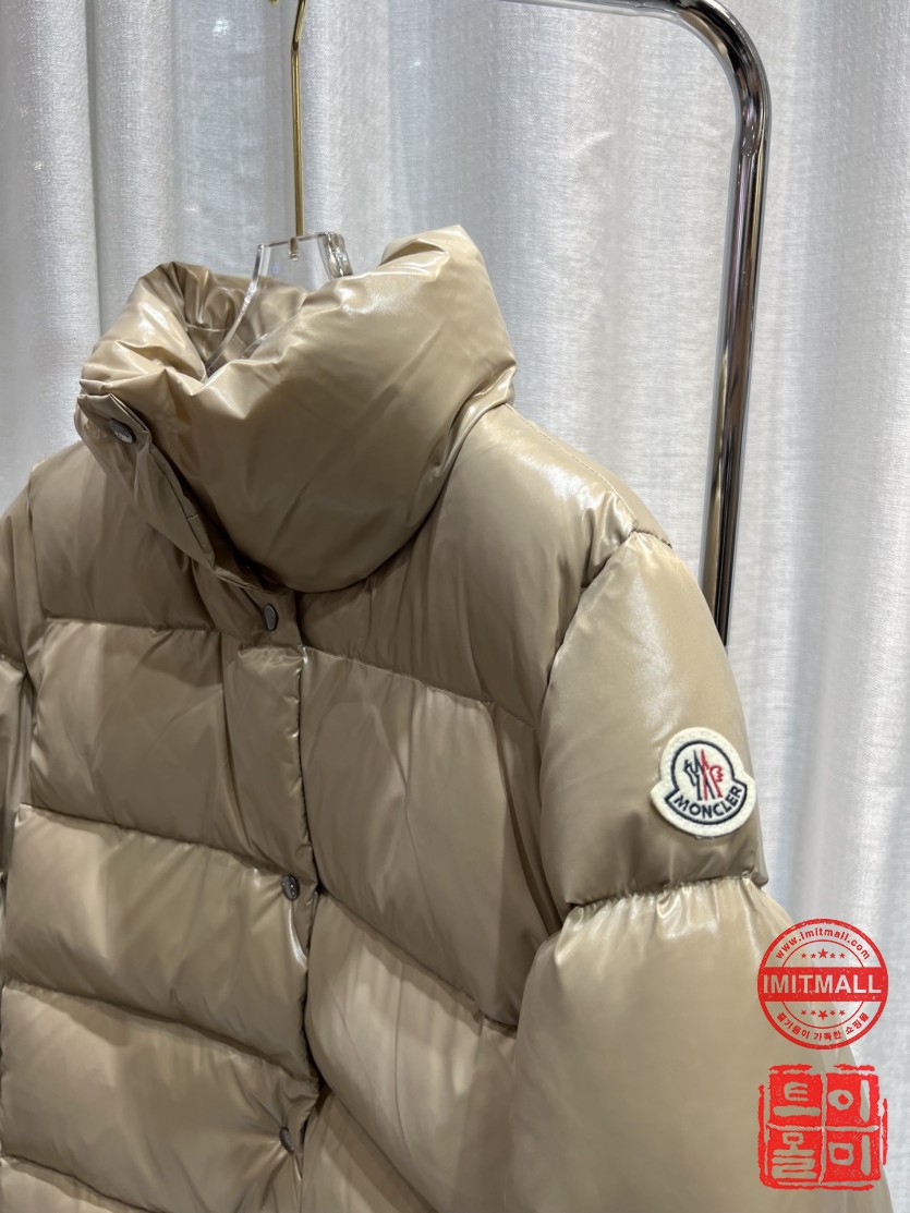 moncler_xxxxx_big_00002.jpg