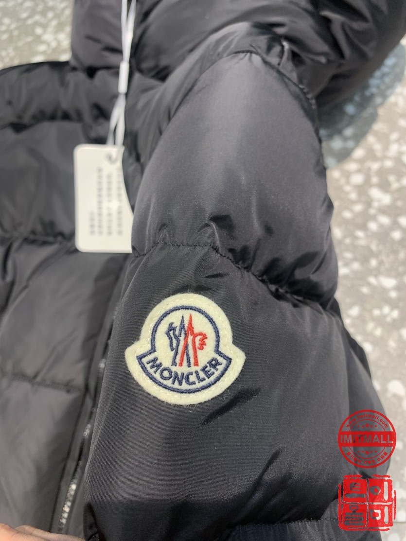 moncler_xxxxx_big_00008.jpg