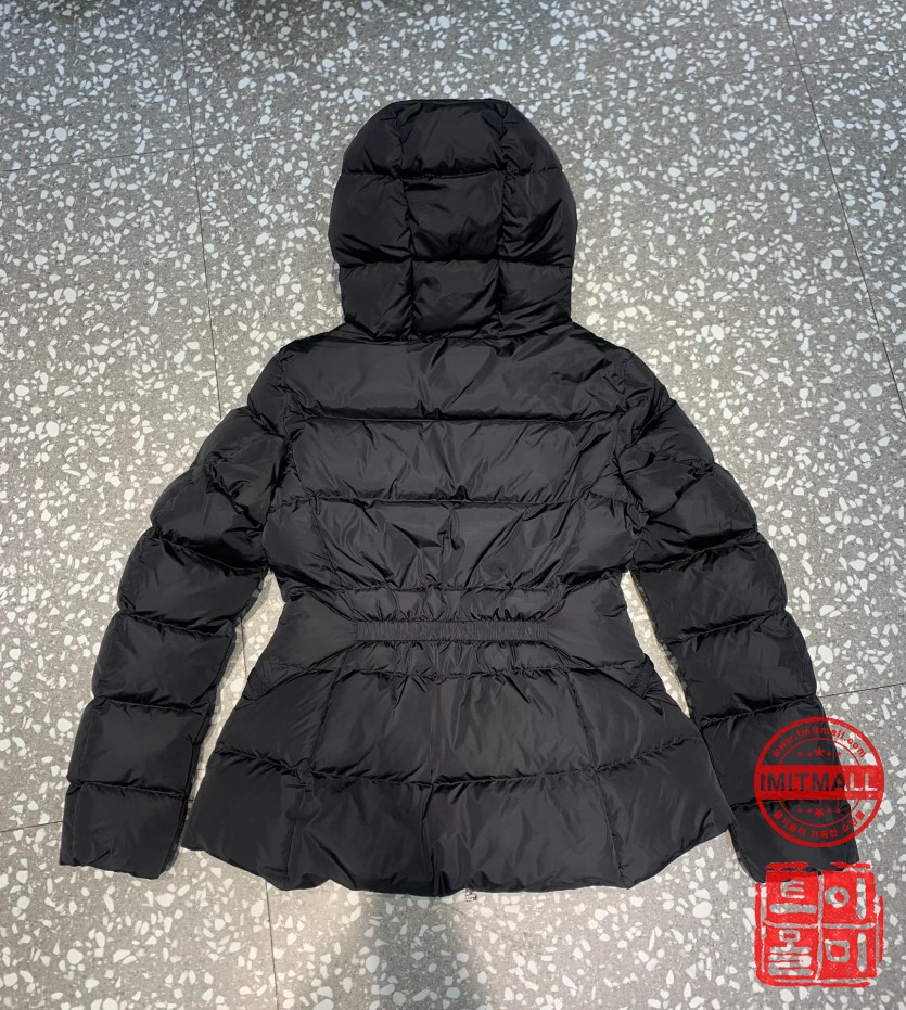 moncler_xxxxx_big_00009.jpg