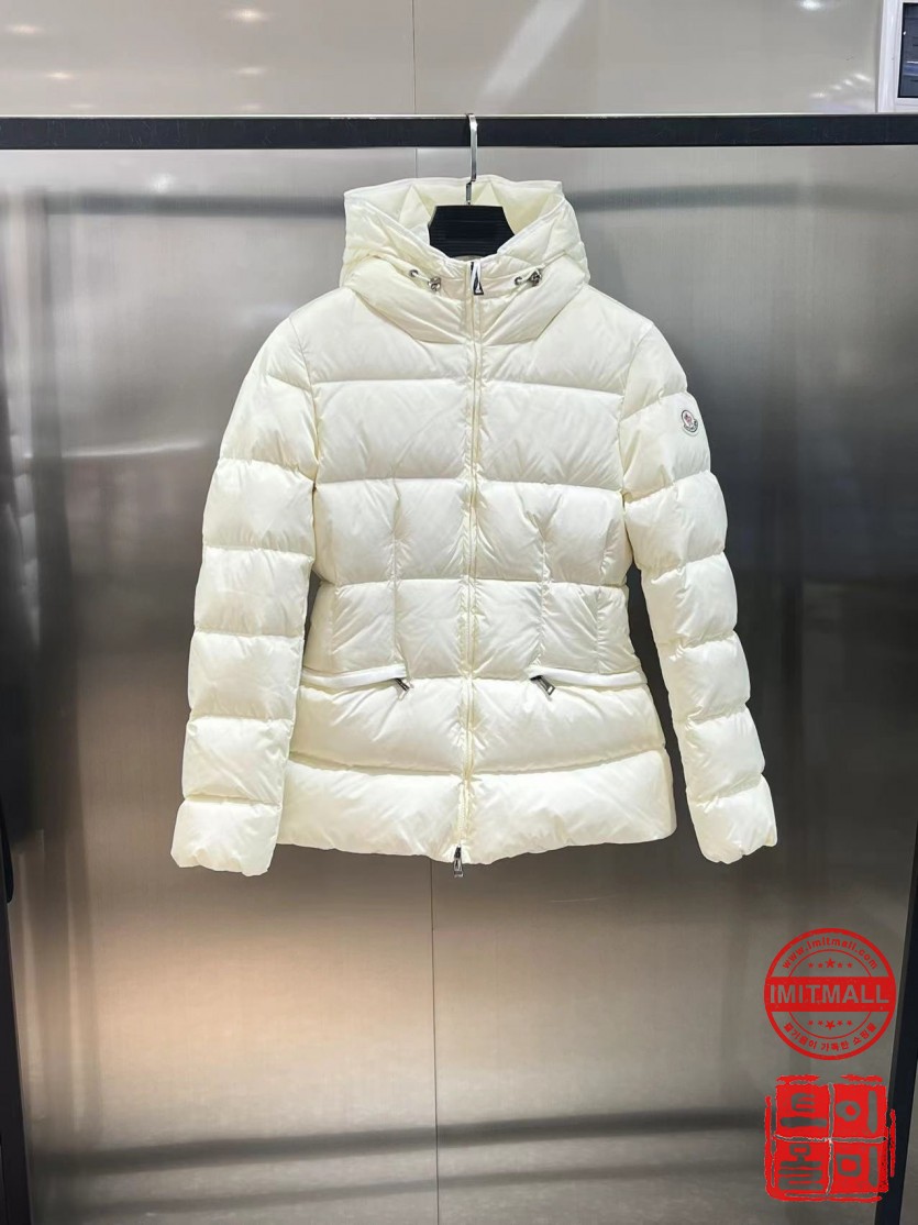 moncler_xxxxx_big_00001.jpg