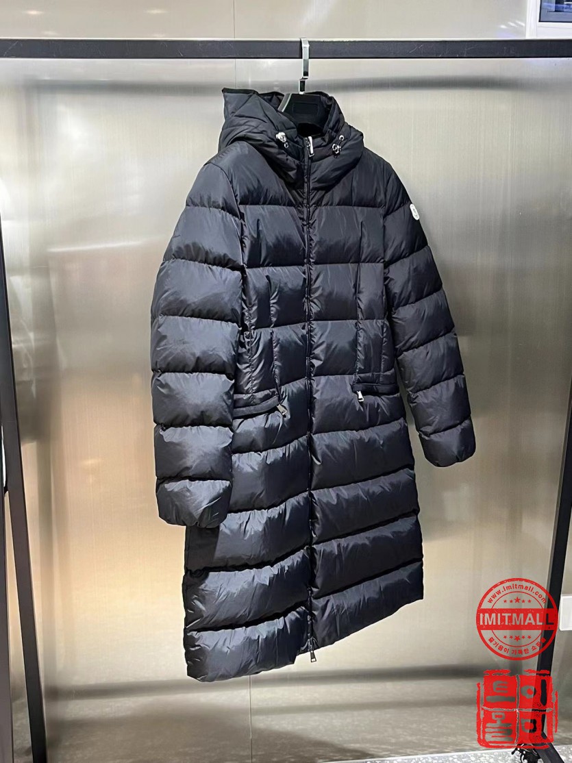 moncler_xxxxx_big_00002.jpg