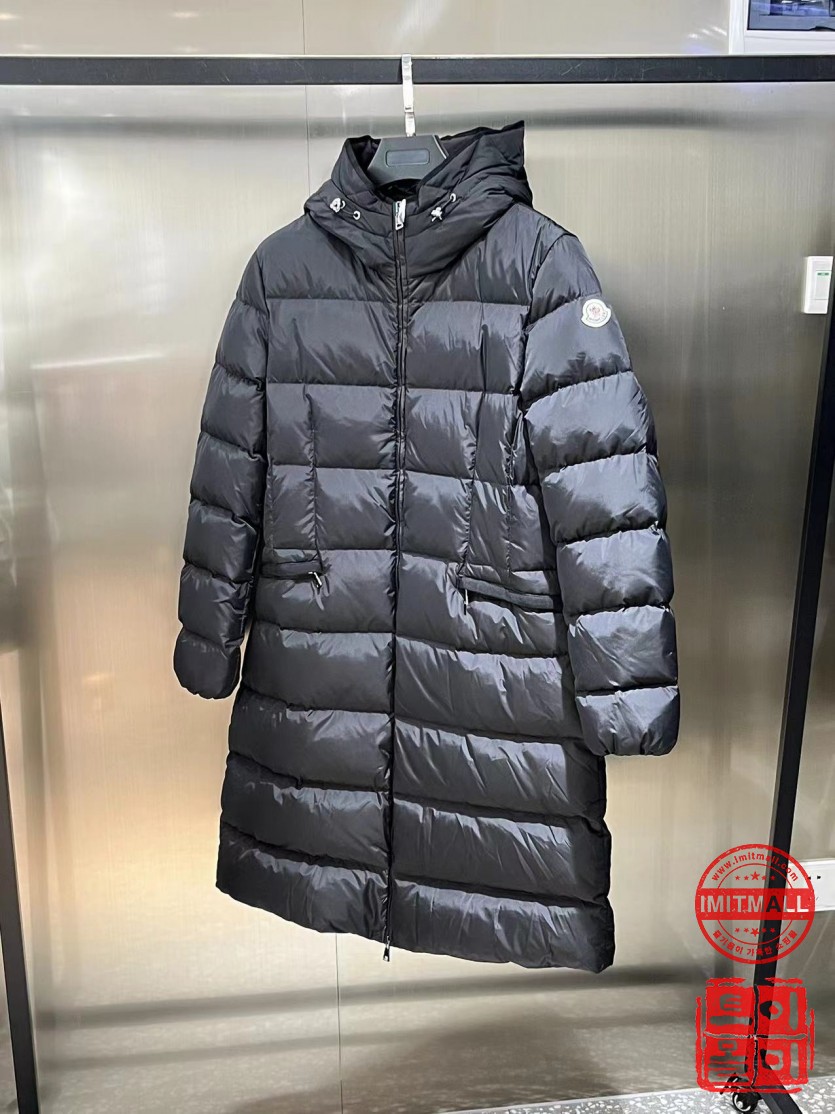 moncler_xxxxx_big_00003.jpg