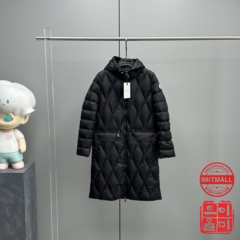 moncler_xxxxx_big_00001.jpg