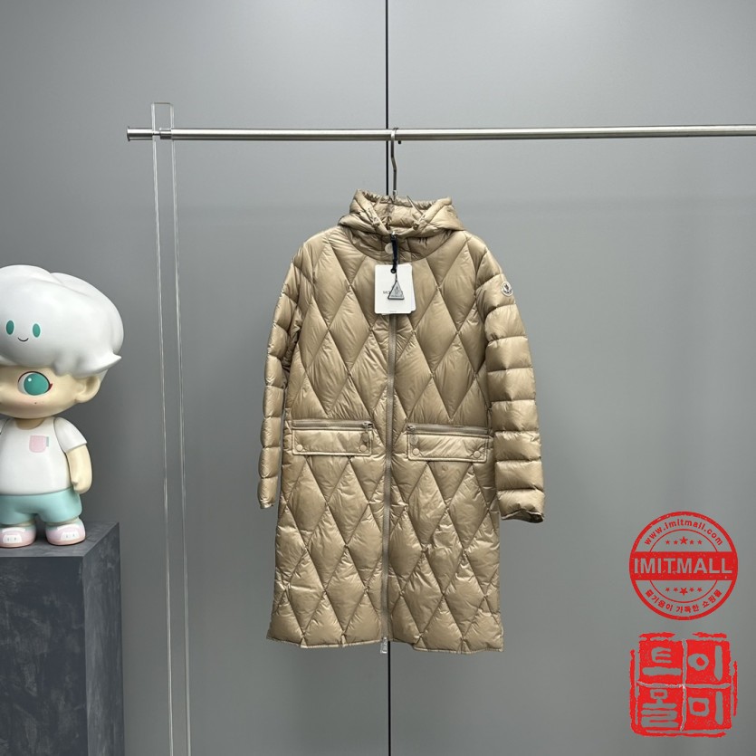 moncler_xxxxx_big_00001.jpg