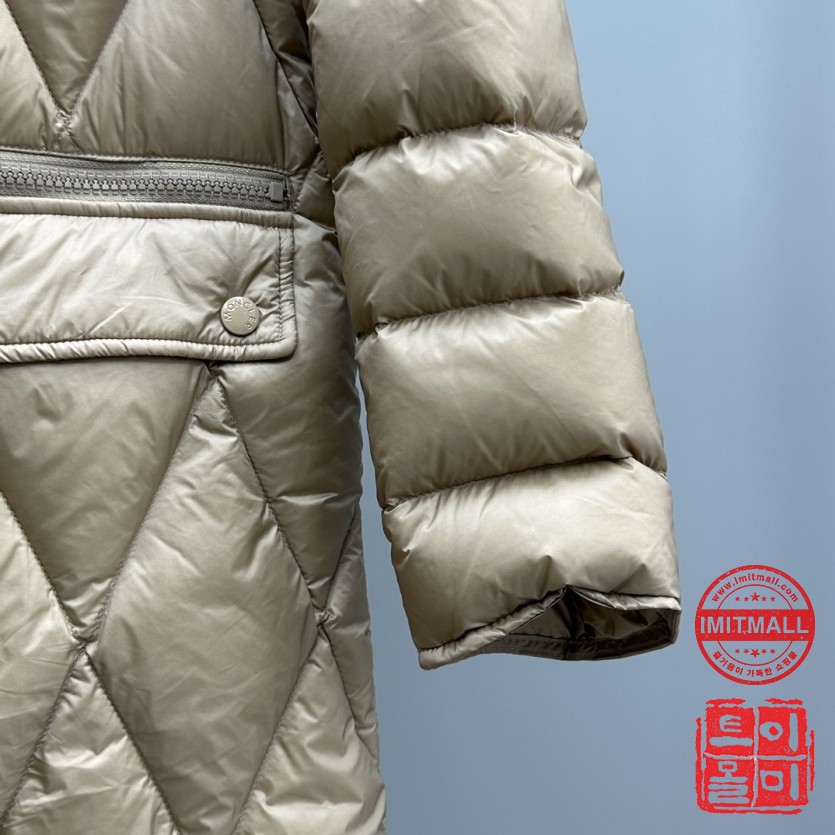 moncler_xxxxx_big_00007.jpg