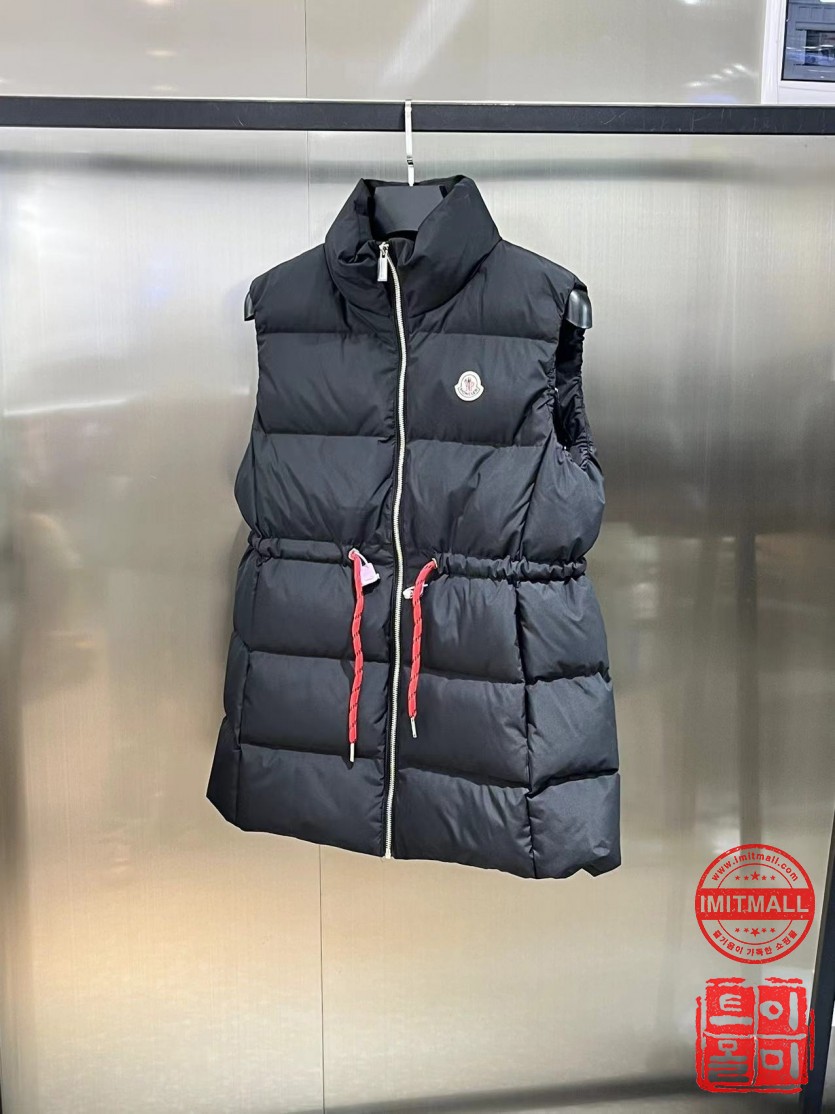 moncler_xxxxx_big_00003.jpg