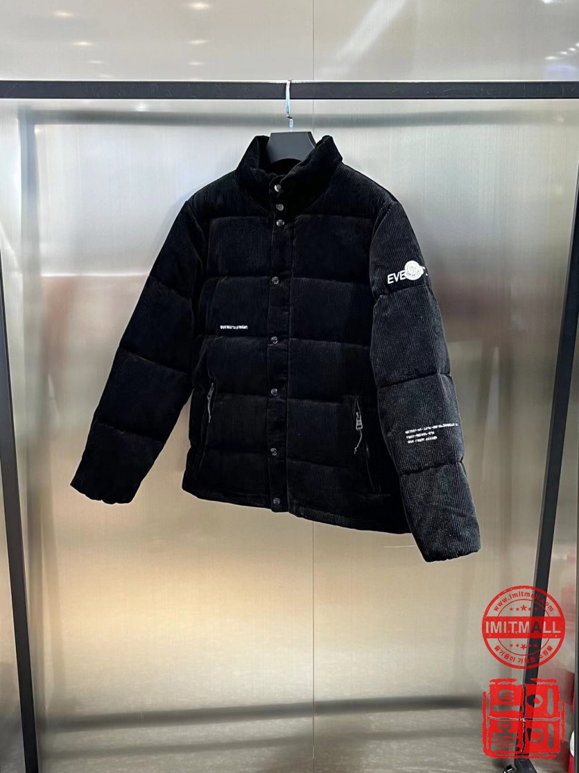 moncler_xxxxx_big_00004.jpg