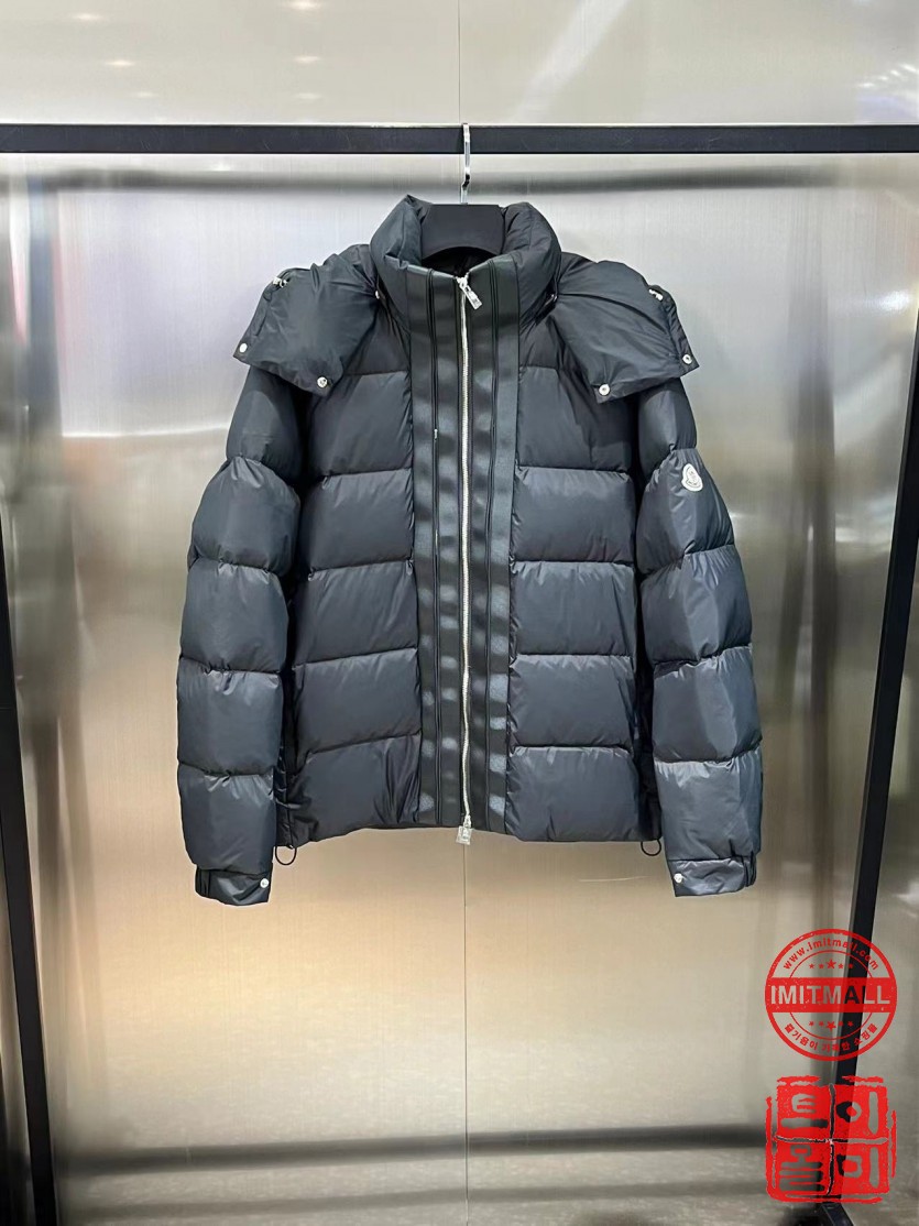 moncler_xxxxx_big_00001.jpg