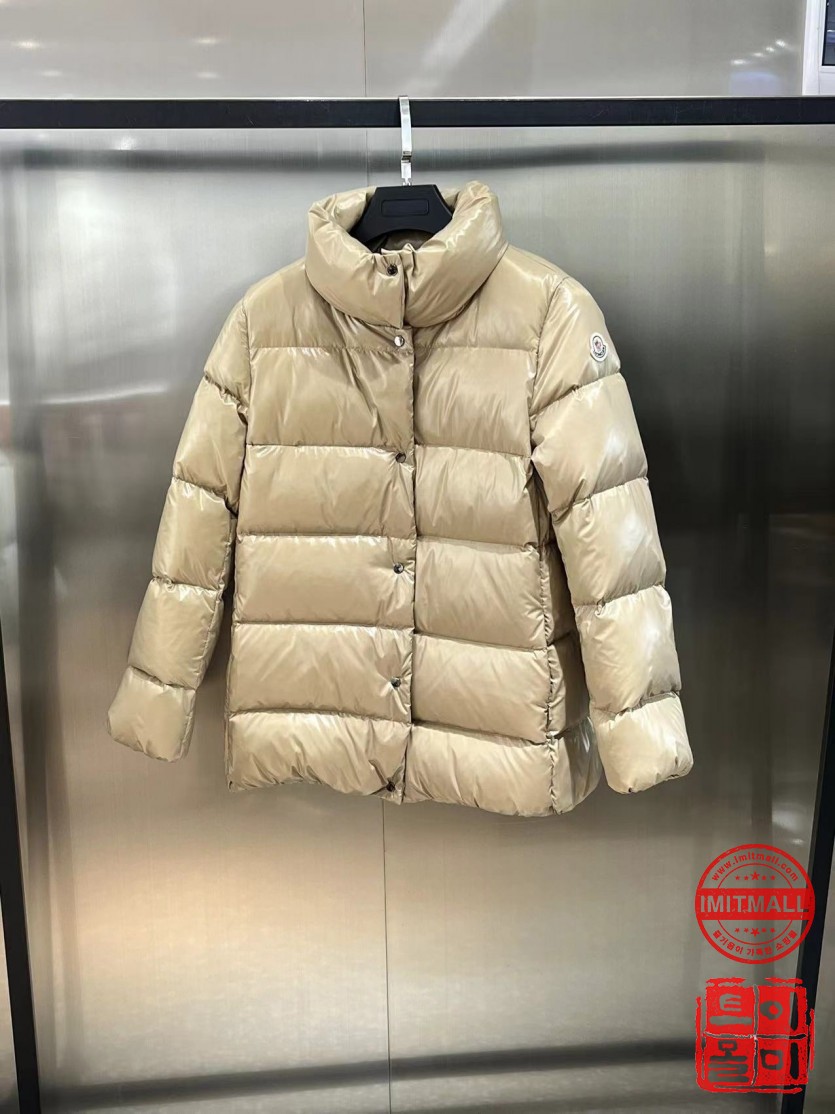 moncler_xxxxx_big_00003.jpg