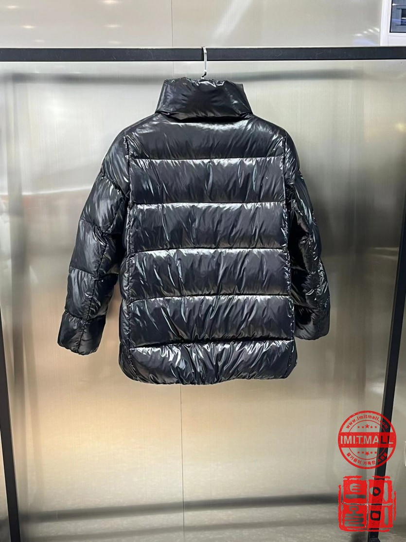 moncler_xxxxx_big_00004.jpg