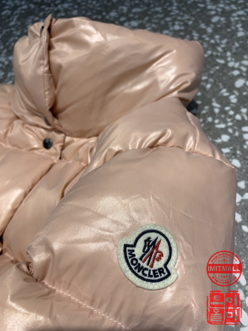 moncler_xxxxx_big_00006.jpg