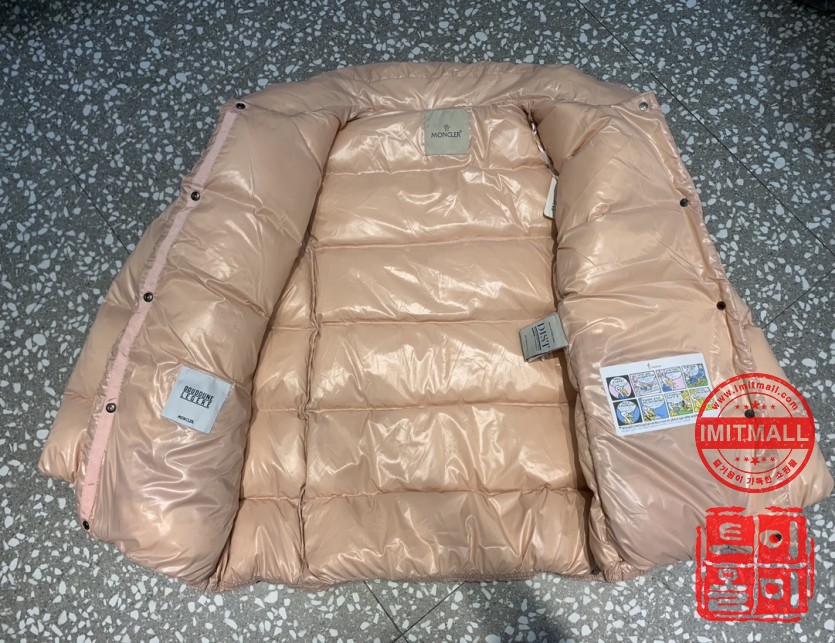 moncler_xxxxx_big_00009.jpg