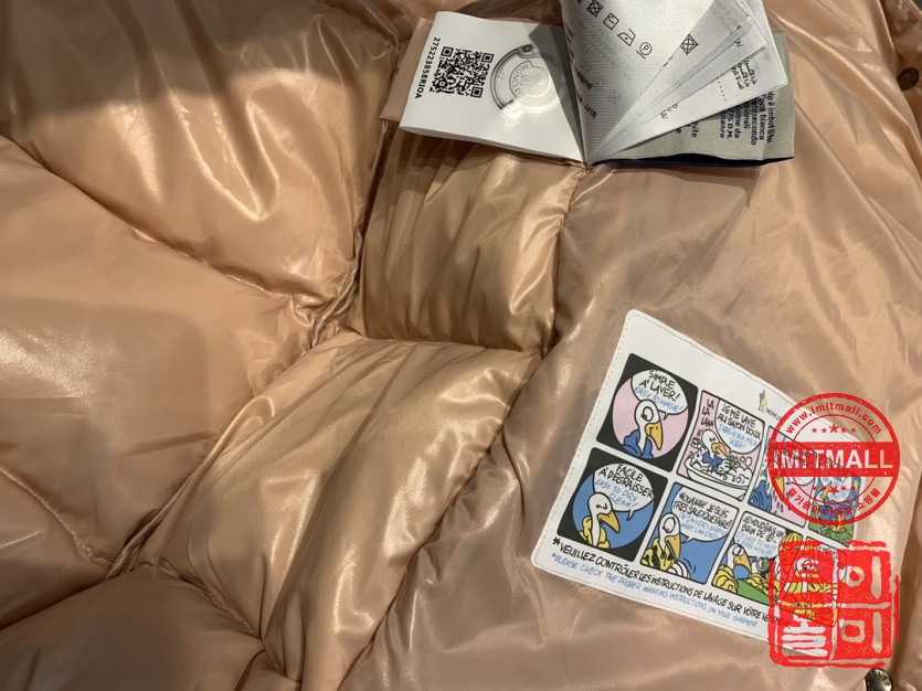 moncler_xxxxx_big_00017.jpg