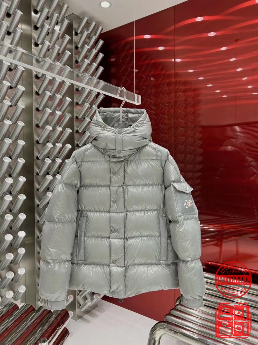 moncler_xxxxx_big_00001.jpg