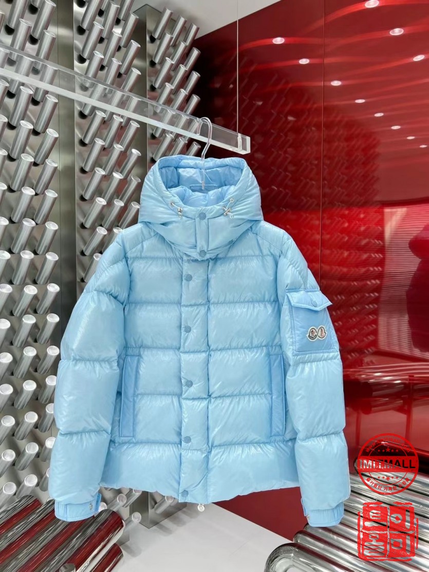 moncler_xxxxx_big_00001.jpg